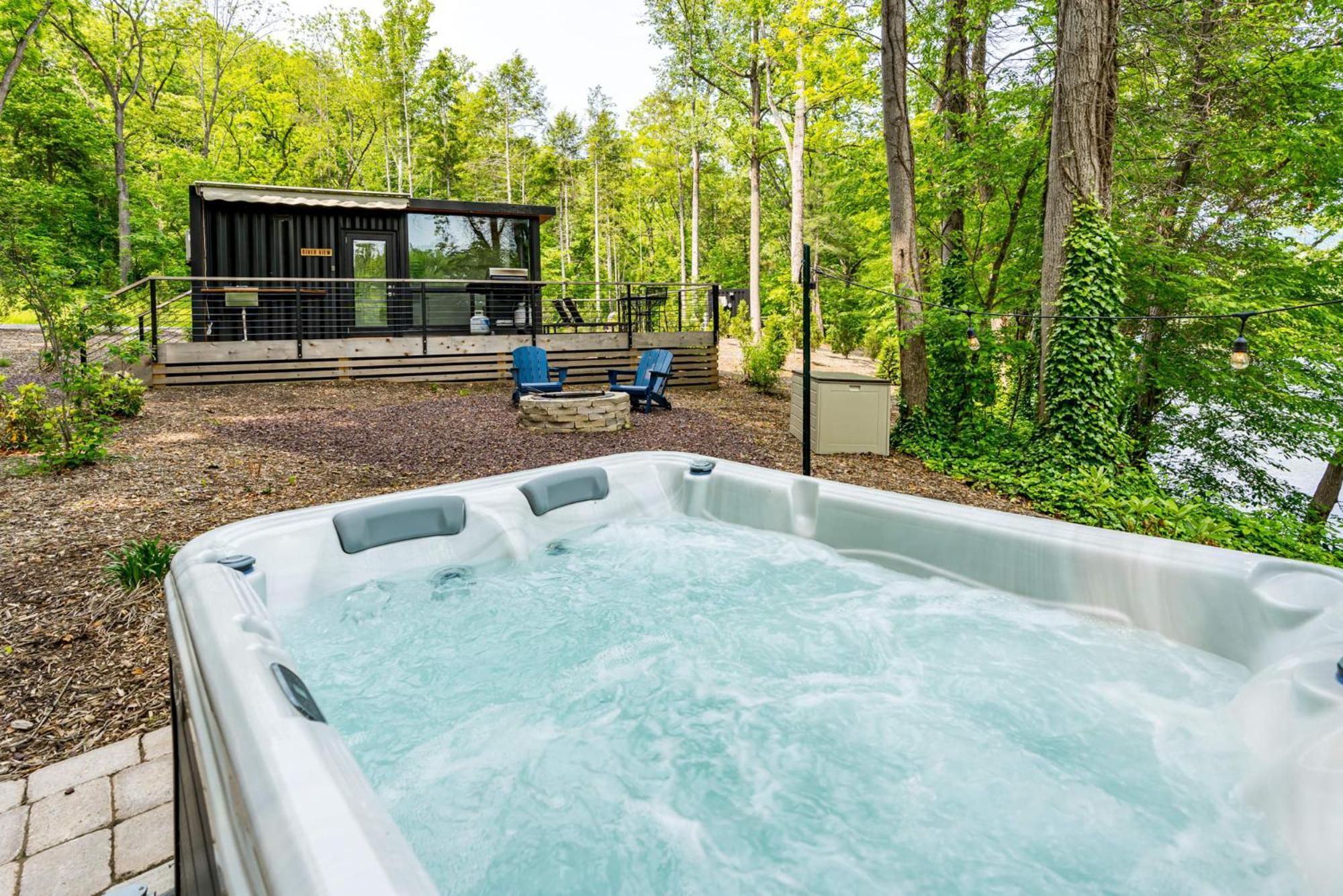 Riverside Tiny Cabin W Hot Tub, Fire Pit, & Kayaks Rileyville Экстерьер фото